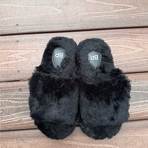 BP Fuzzy Black Women's Slippers size 7/8